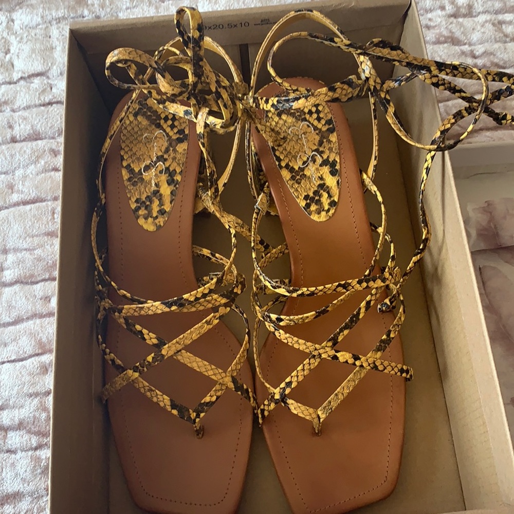 Jessica Simpson JS-IVELLE